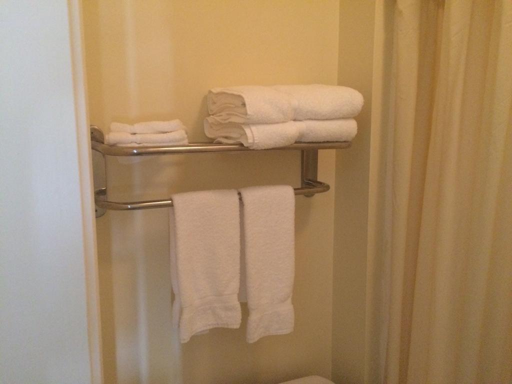 Hurricane Inn Waynesboro Quarto foto